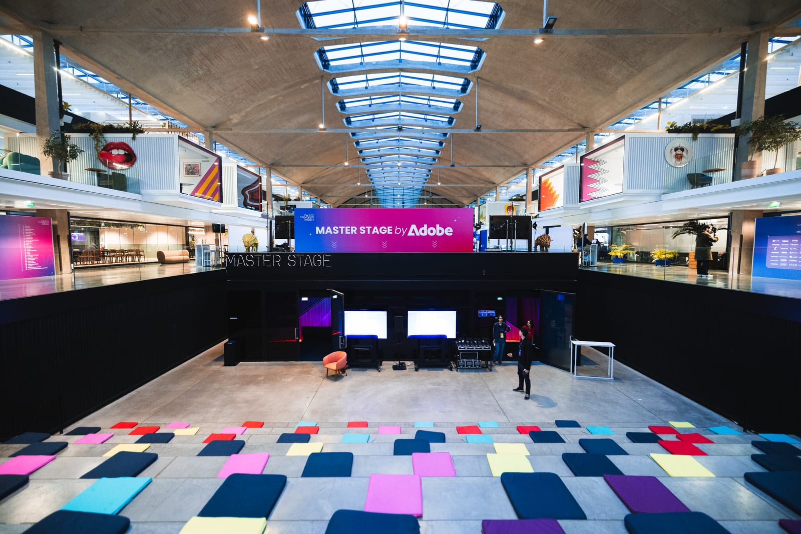 Master Stage by Adobe - colorful carpet area